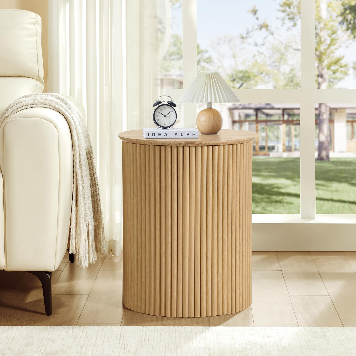 Small Round Wood Side Table Set of 2 O299583